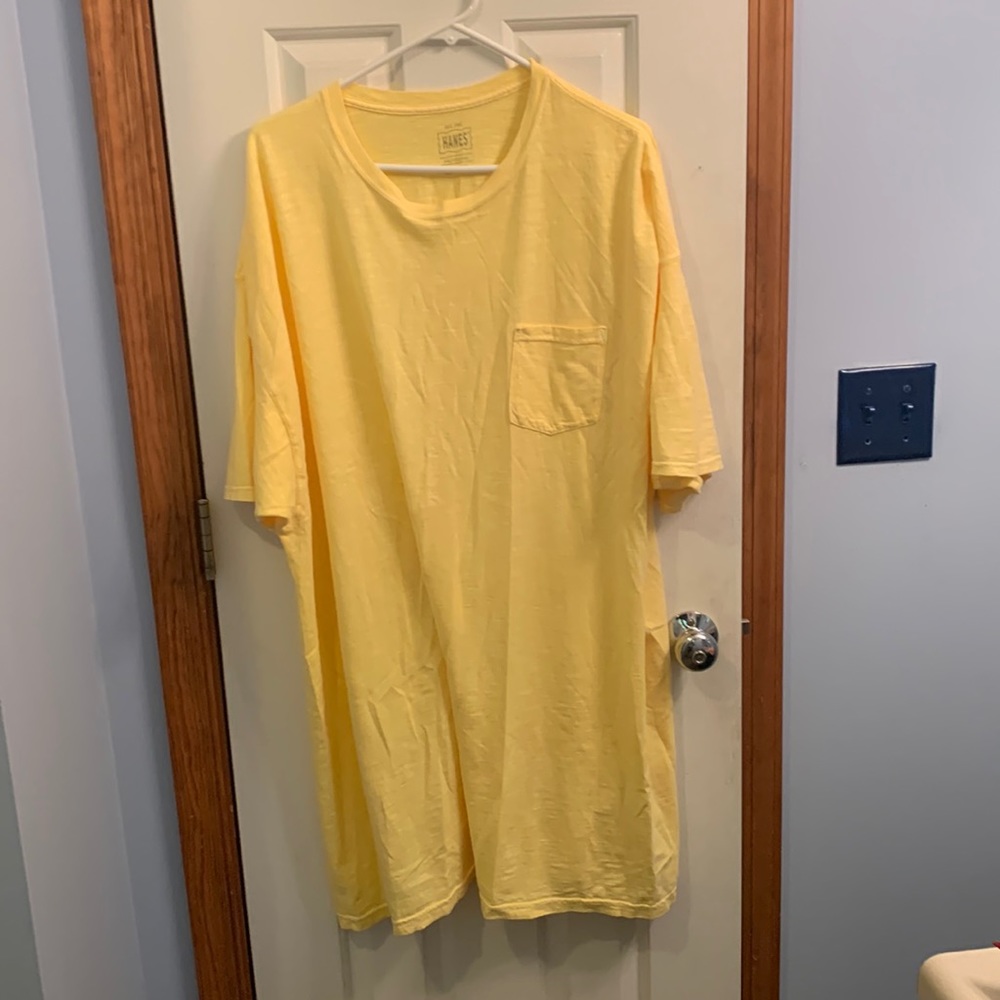 Yellow Hanes 3XLT round neck tee